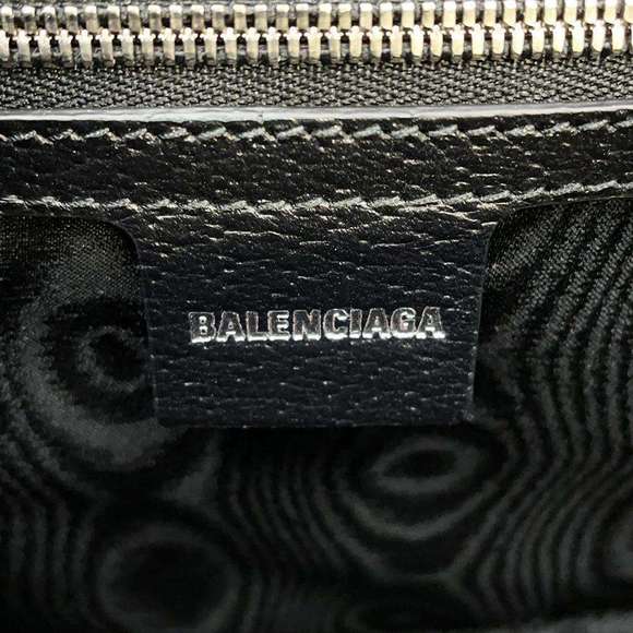 Balenciaga The Hacker Project Medium Shoulder Bag Black - Picture 10 of 12